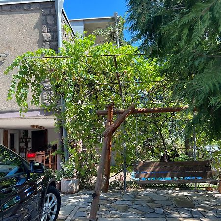 Elegaya Guest House Idschewan Exterior foto