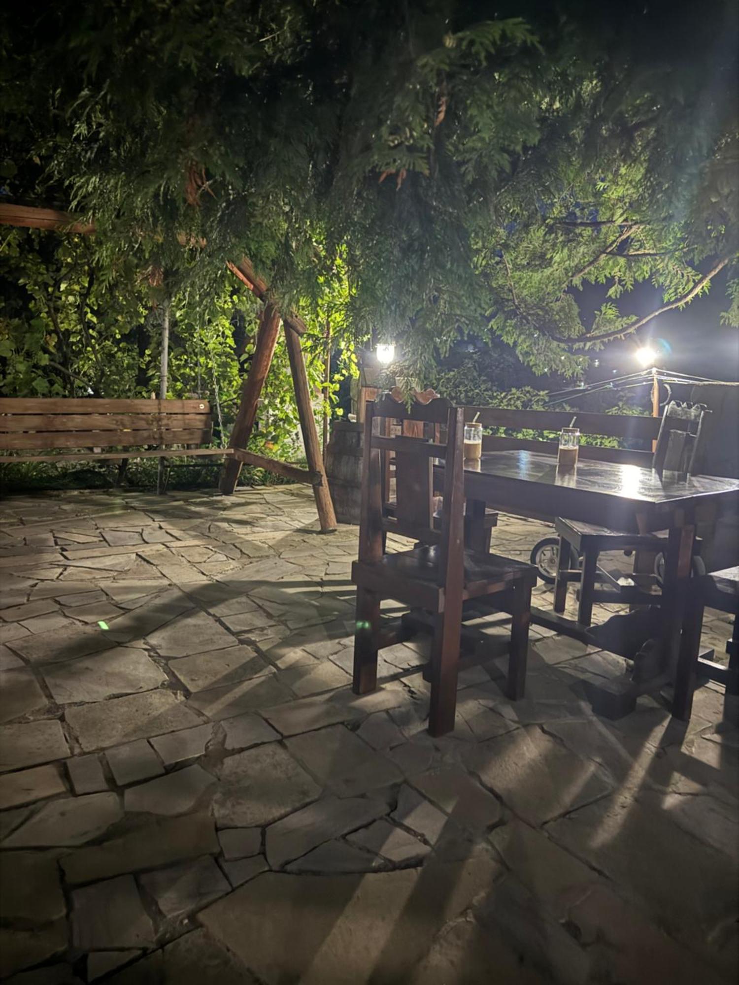 Elegaya Guest House Idschewan Exterior foto